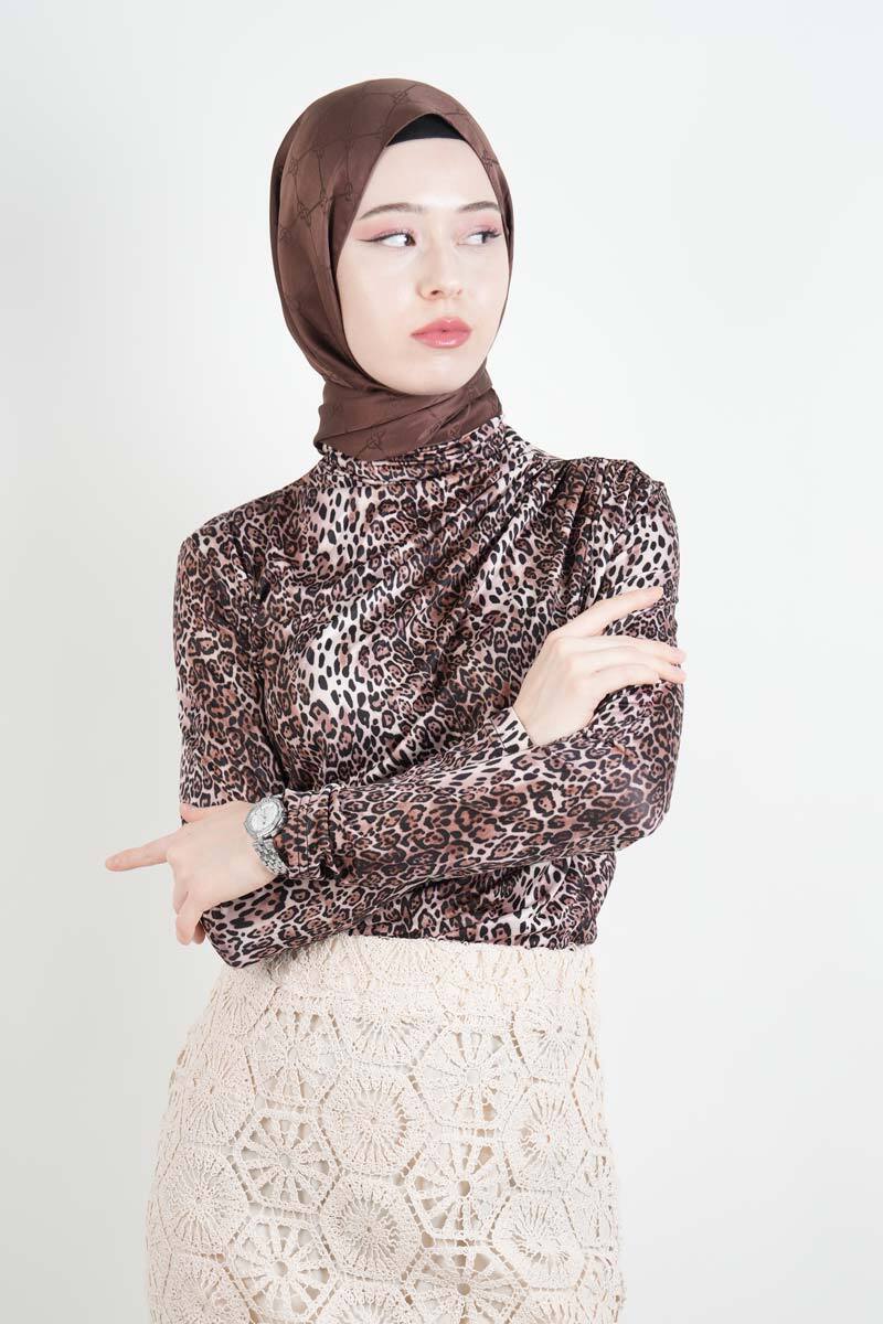 Bayan Kısa Leopar Desenli Sandy Bluz Kahverengi - 1