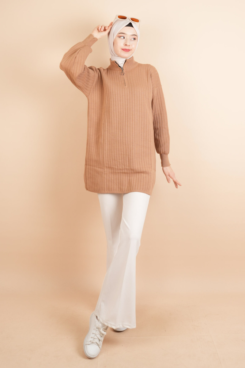 Fermuarlı Yarım Hakim Yaka Dik Fitilli Tunik Kazak Bej - 1