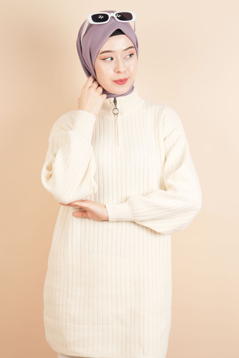 Fermuarlı Yarım Hakim Yaka Dik Fitilli Tunik Kazak Krem - 4