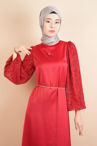 Kolları Boncuk İşlemeli Kemerli Saten Abiye Elbise Kırmızı - 4