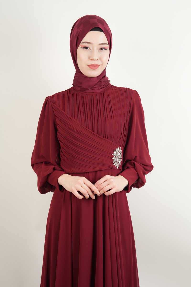 Taş Broşlu Şifon Abiye Çapraz Pilise Detaylı Yıldız Abiye Bordo - 4