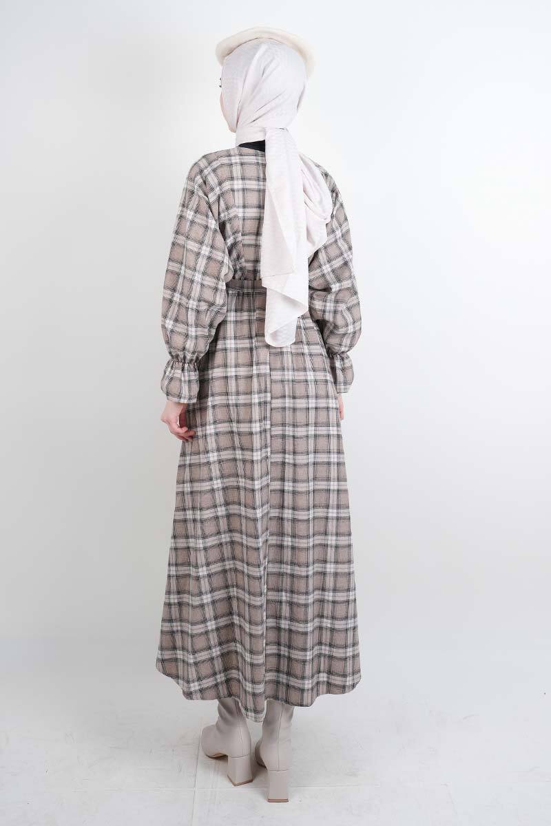 Tesettür Elbise Bel Lastikli Fırfır Kol Ekose Elbise Krem - 3