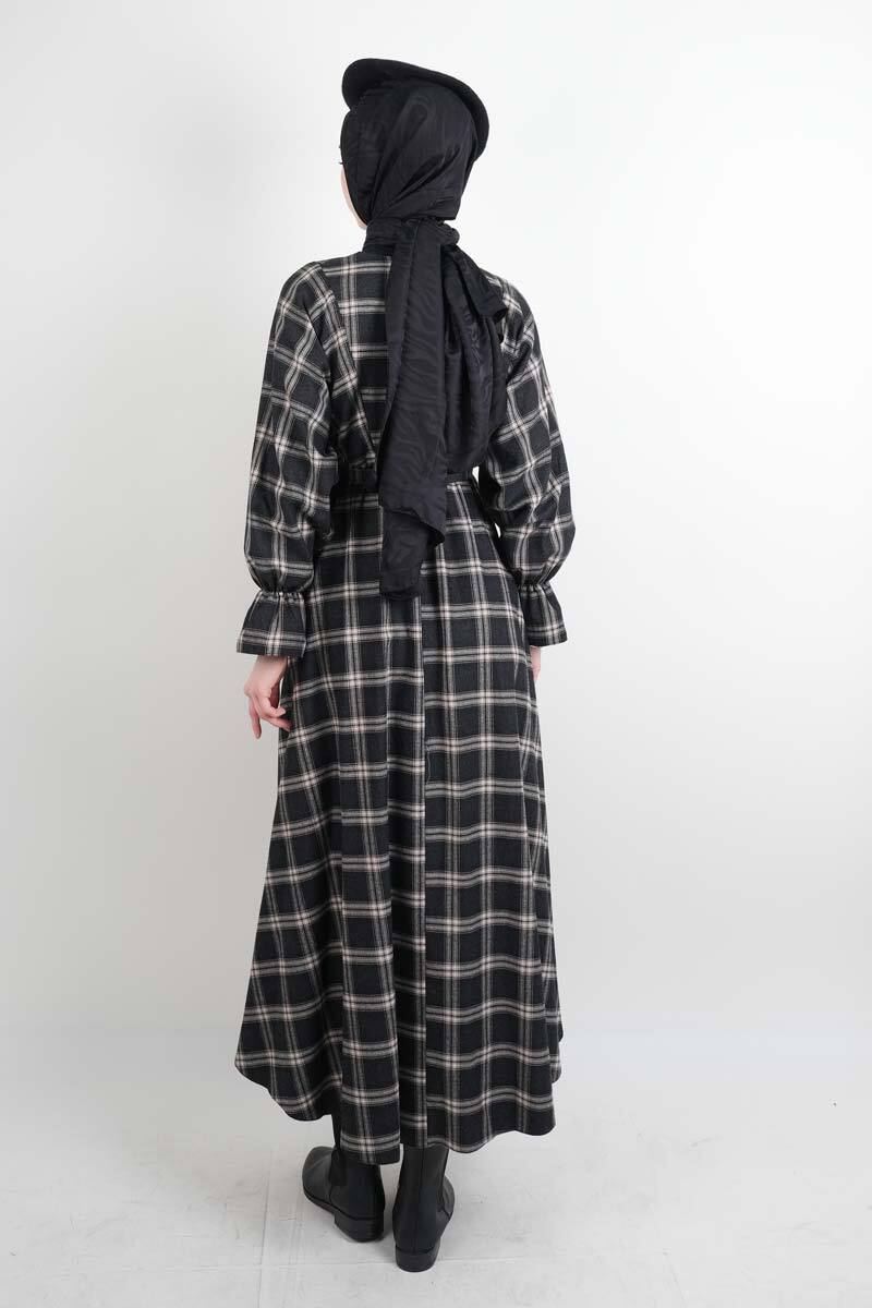 Tesettür Elbise Bel Lastikli Fırfır Kol Ekose Elbise Siyah - 3