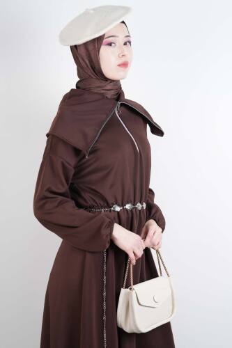 Tesettür Elbise Geniş Fermuar Yakalı Bel Lastikli Scuba Elbise Kahverengi - 03Kız Kulesi Teks (1)