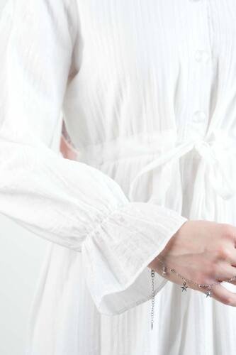 Tesettür Elbise Yarım Düğmeli Kol Fırfırlı Prenses Elbise Beyaz - 5