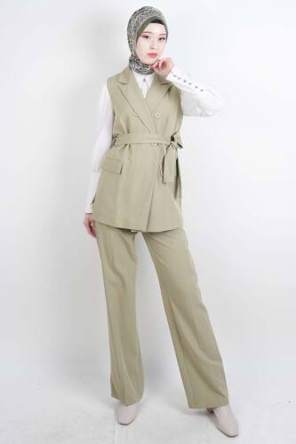 Tesettür Takım 4 Düğmeli Yelekli Blazer İkili Takım Yeşil - 03Kız Kulesi Teks
