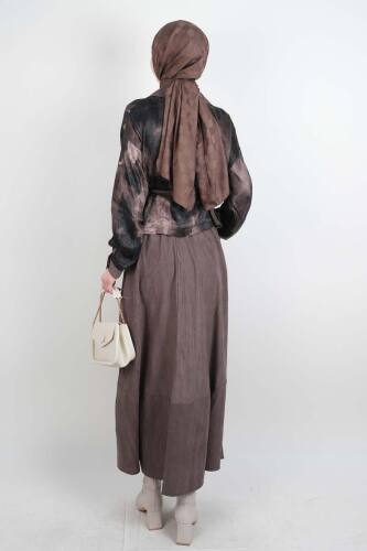 Tesettür Takım Çift Cepli Batik Saten Ceketli Etekli İkili Takım Kahverengi - 3