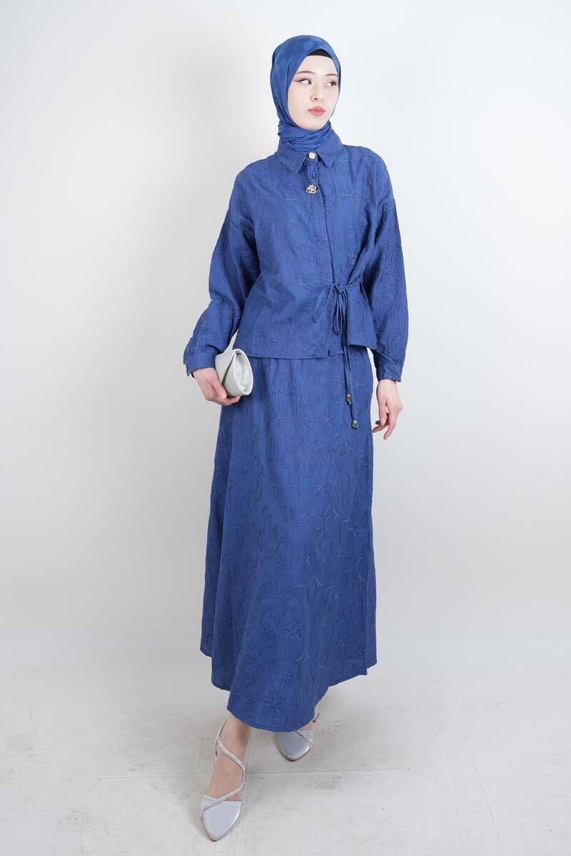 Tesettür Takım Kendinden Çiçek Kabartmalı Desenli Etekli İkili Takım Mavi - 1