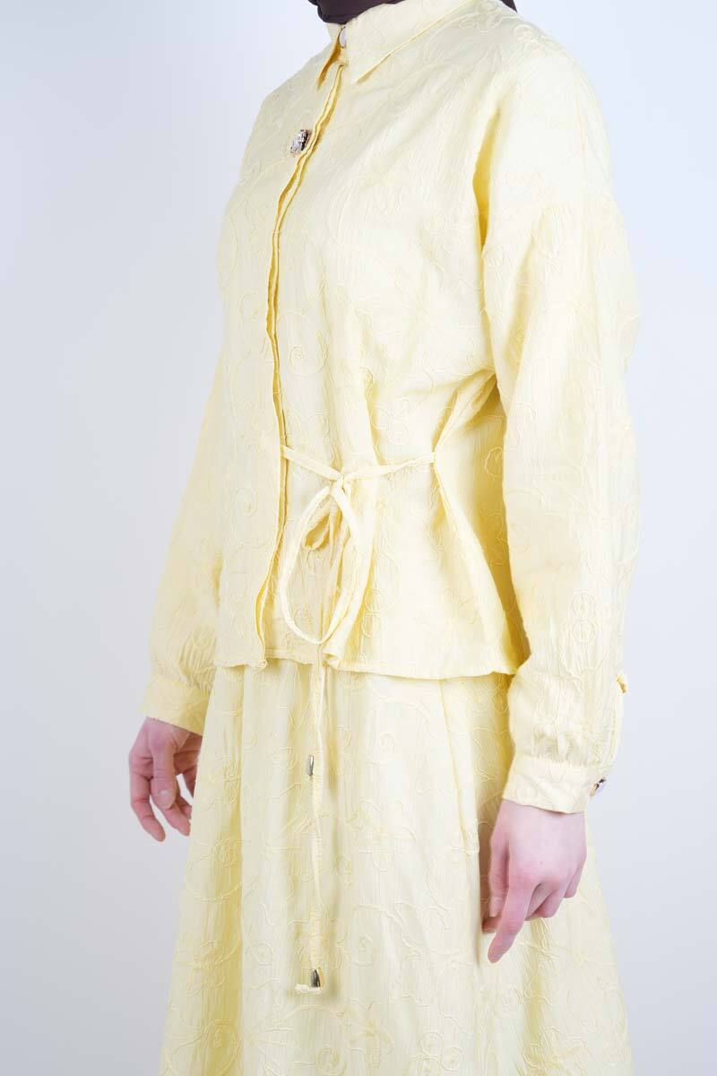 Tesettür Takım Kendinden Çiçek Kabartmalı Desenli Etekli İkili Takım Sarı - 2