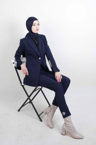 Tesettür Takım Kol Paça Taş Detaylı Blazer İkili Takım Lacivert - 03Kız Kulesi Teks