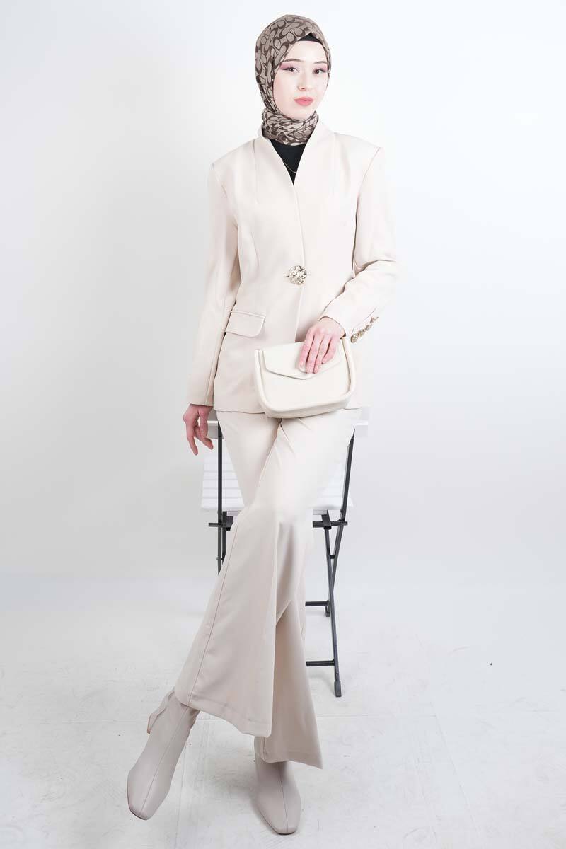 Tesettür Takım Tek Gold Düğmeli Blazer İkili Takım Krem - 1