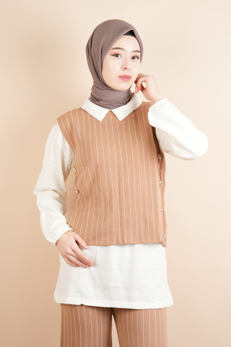 Tesettür Triko Takım - Yelekli Pantolon Takım Bej - 4