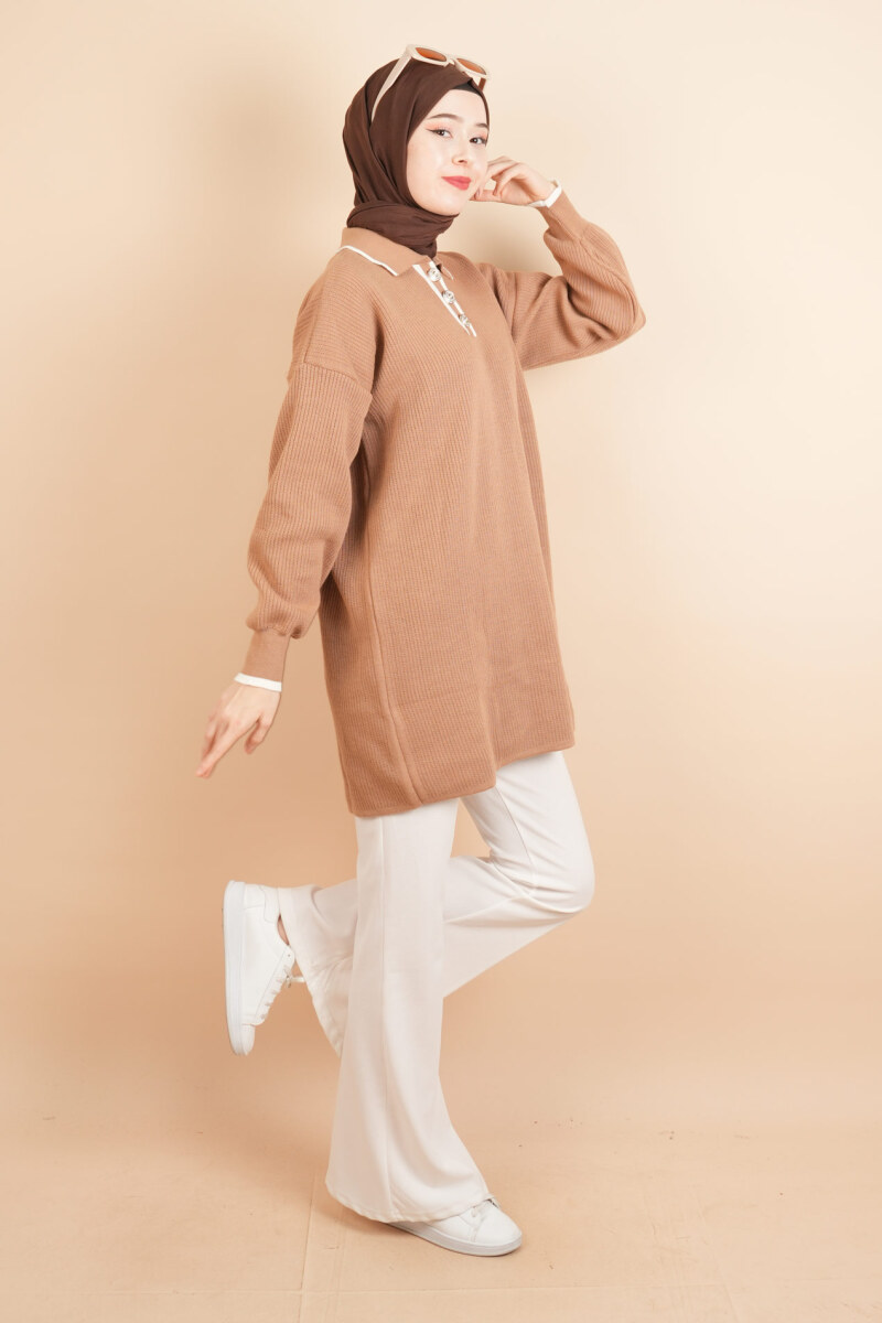 Yaka Ve Düğme Detaylı Tesettür Tunik Kazak Bej - 3
