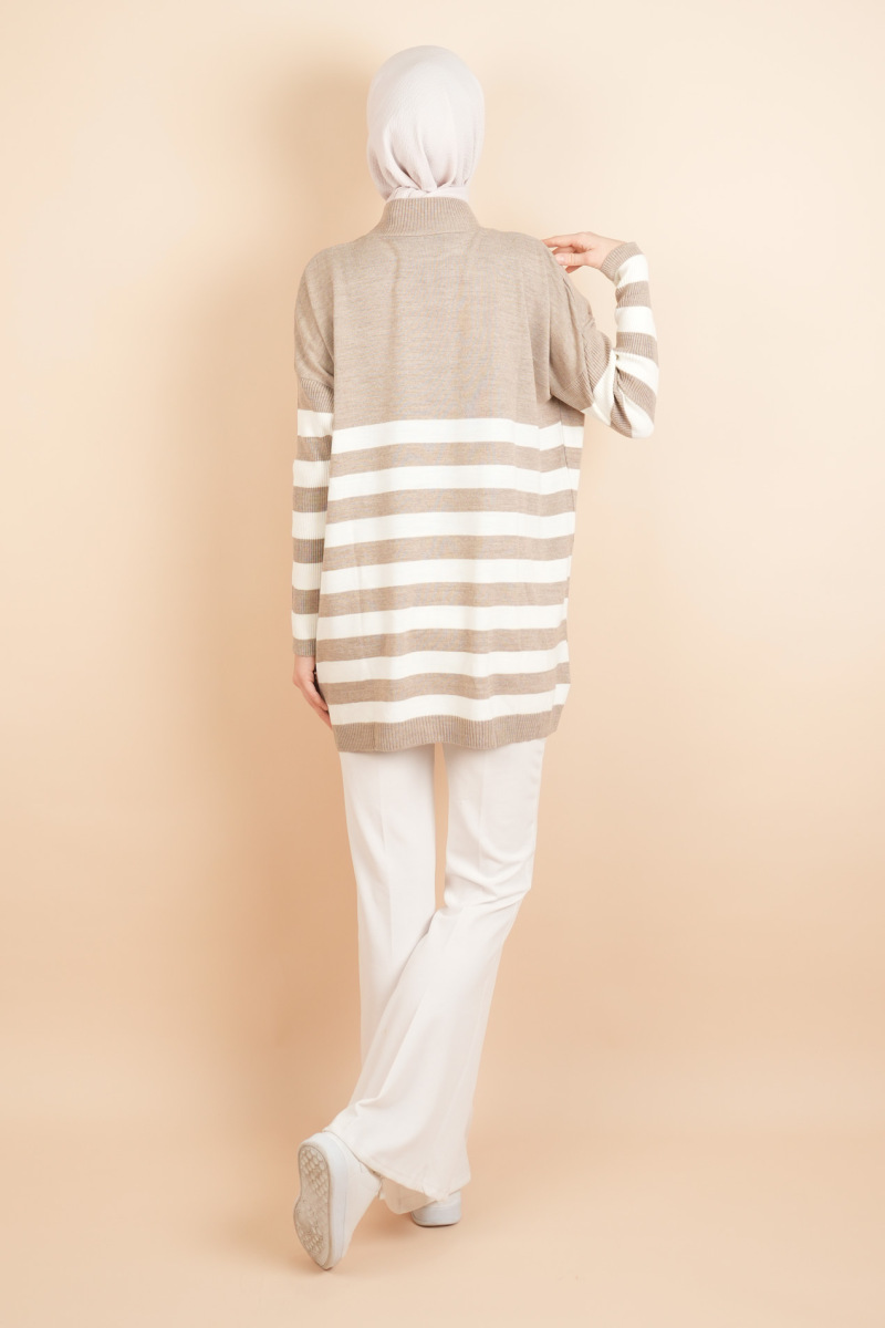Yarım Balıkçı Yaka Tesettür Çizgili Tunik Kazak Bej - 2