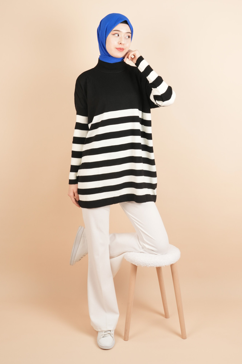Yarım Balıkçı Yaka Tesettür Çizgili Tunik Kazak Siyah - 1