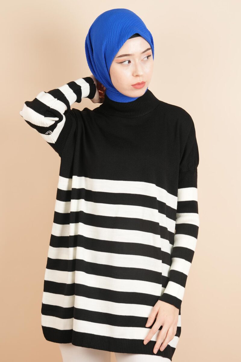 Yarım Balıkçı Yaka Tesettür Çizgili Tunik Kazak Siyah - 4